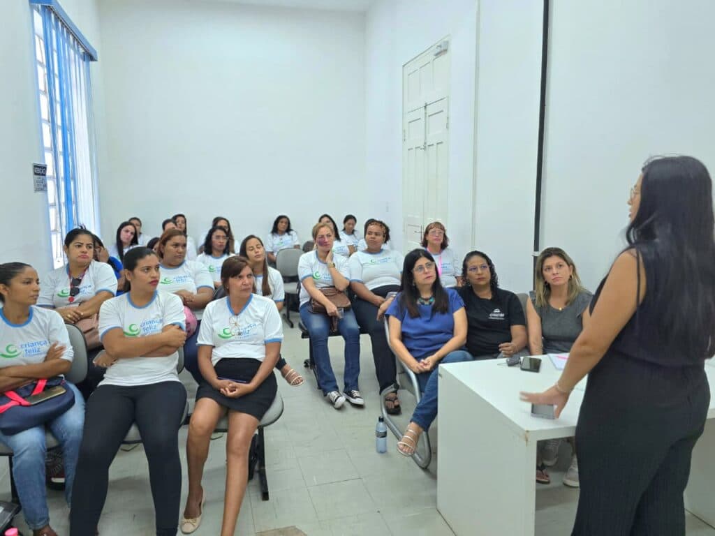 Capacitação de Visitadoras do Programa Criança Feliz em Corumbá