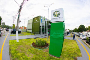 Prefeitura se Alinha à Defensoria Pública Durante Inauguração de Nova Sede Após Cobranças por Melhor Atendimento