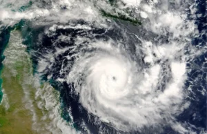 Clima Tempo: Frente fria traz chuva intensa e frio ao Brasil, veja como fica o tempo nesta semana