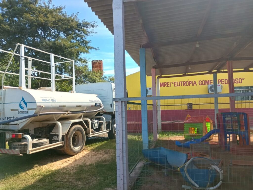 Com apoio da Sanesul, SEMED garante continuidade no abastecimento na zona rural