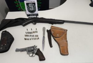 Polícia Militar prende homem por ameaça e apreende armas de fogo em Rio Verde
