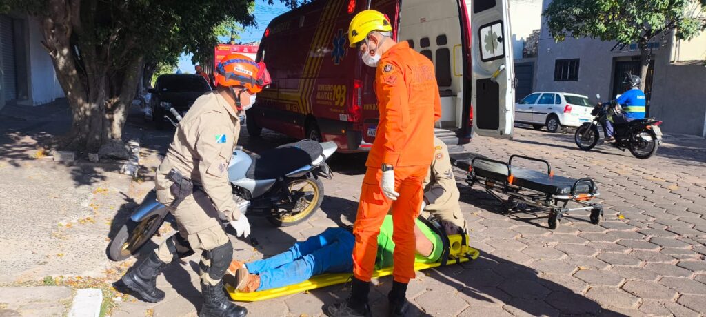 Colisão Entre Carro e Moto