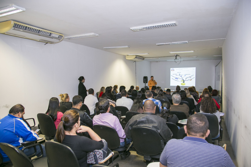 Servidores municipais terão capacitações sobre ética no sérviço público e segurança