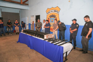 Prefeito destaca valorização da Guarda Municipal com doação de armamentos do Estado