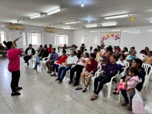 Saúde leva serviços durante encontro mensal do Bolsa Família no Cras I