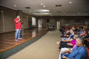 Município concede autorizações e reforça serviço de táxis regulamentados em Corumbá