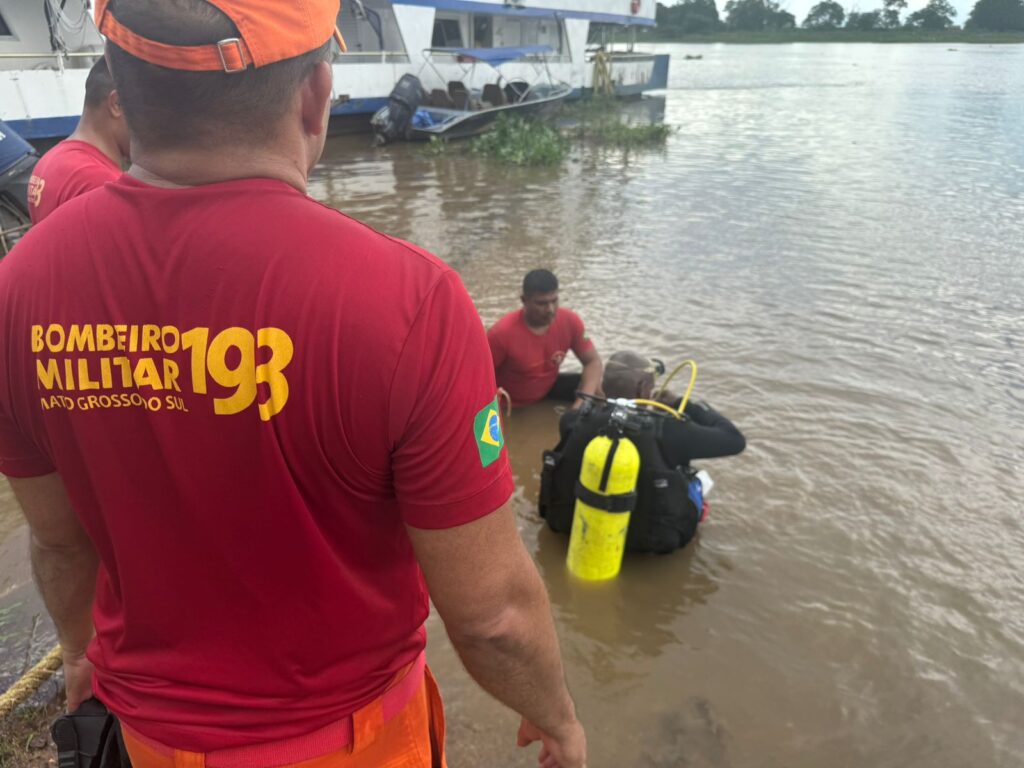 Afogamento em Ladário: Adolescente de 17 anos é encontrado sem vida no Rio Paraguai 2 Afogamento em Ladário: Adolescente de 17 anos é encontrado sem vida no Rio Paraguai