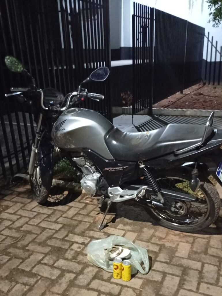 Jovem é Detido por Direção Perigosa em Coxim e Motocicleta é Apreendida
