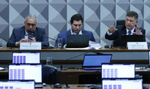 Suspensão de Depoimentos na CPI do INSS: Novos Desafios e Repercussões