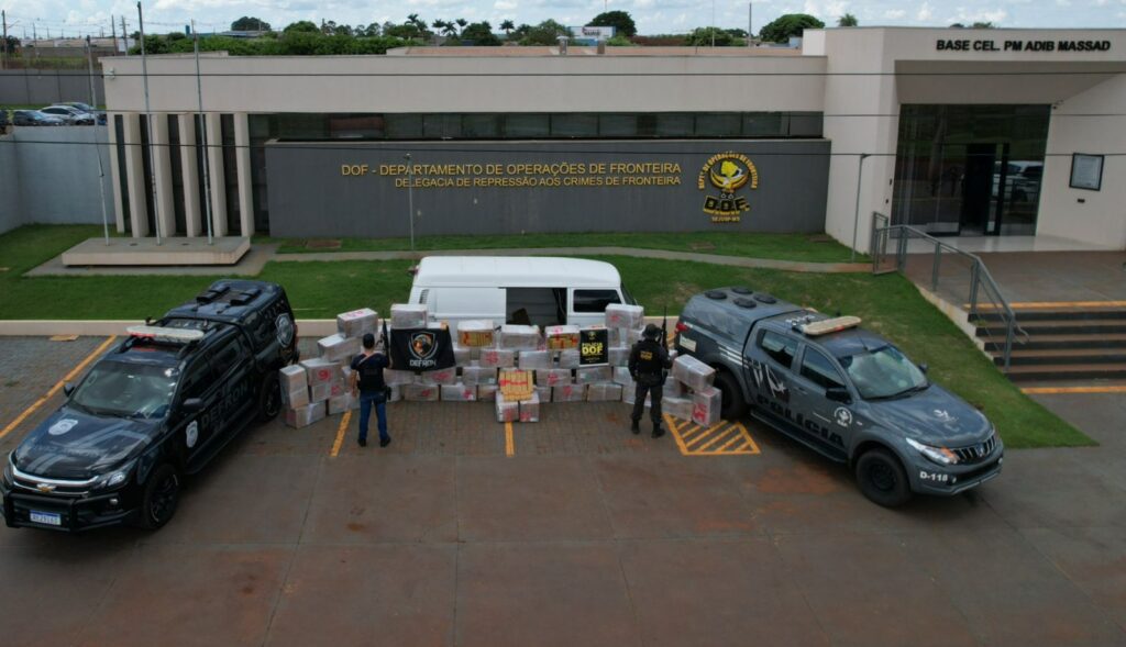 Operação policial resulta em apreensão de 2 toneladas de maconha em Dourados