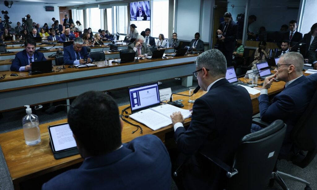 CPI do Crime Organizado: STF Rebate Indiciamento de Ministros em Relatório Rejeitado