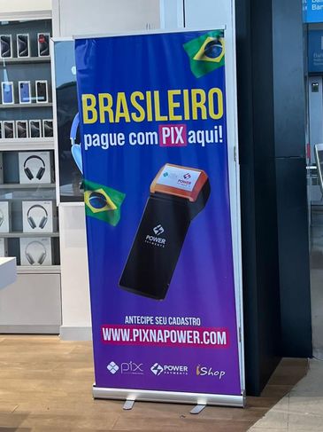 Lula Reitera Defesa do PIX e Responde Críticas dos EUA 4 Panamá, 25/07/2025 - Loja em aeroporto do Panamá com cartaz que fala sobre aceitar pagamento Via PIX para brasileiros. Foto: Marcelo Brandão/Agência Brasil